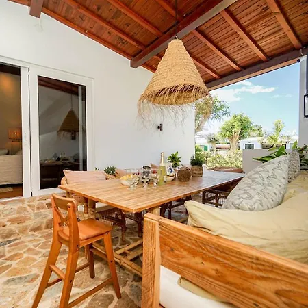 Luxury 4br With Pool, Bbq And Ac 马斯帕洛马斯